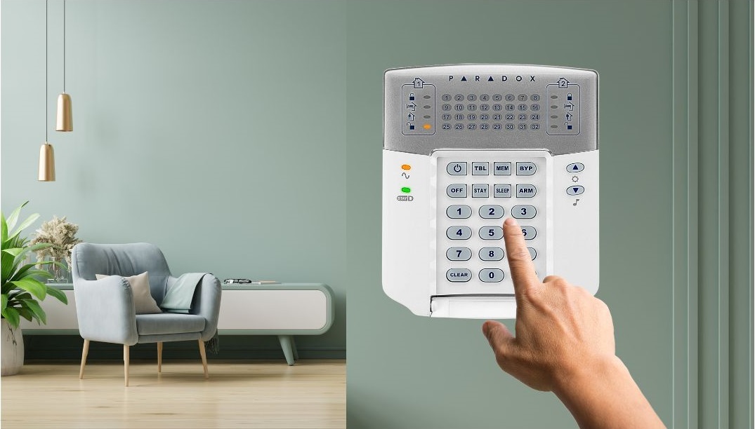 K32+ 32 zónás LED kezelő